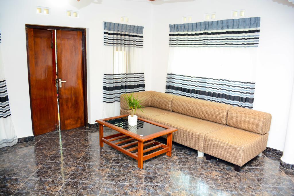 Mama Beach Villa Negombo Exteriör bild