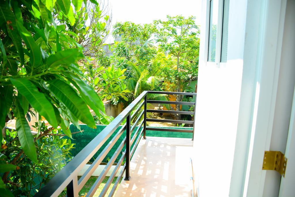 Mama Beach Villa Negombo Exteriör bild