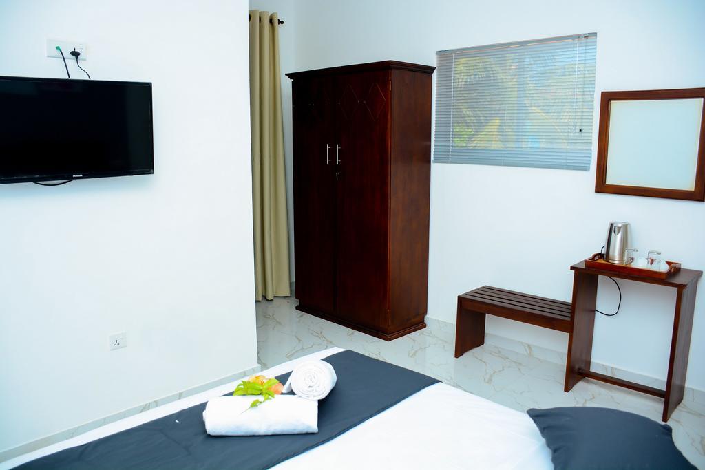 Mama Beach Villa Negombo Exteriör bild